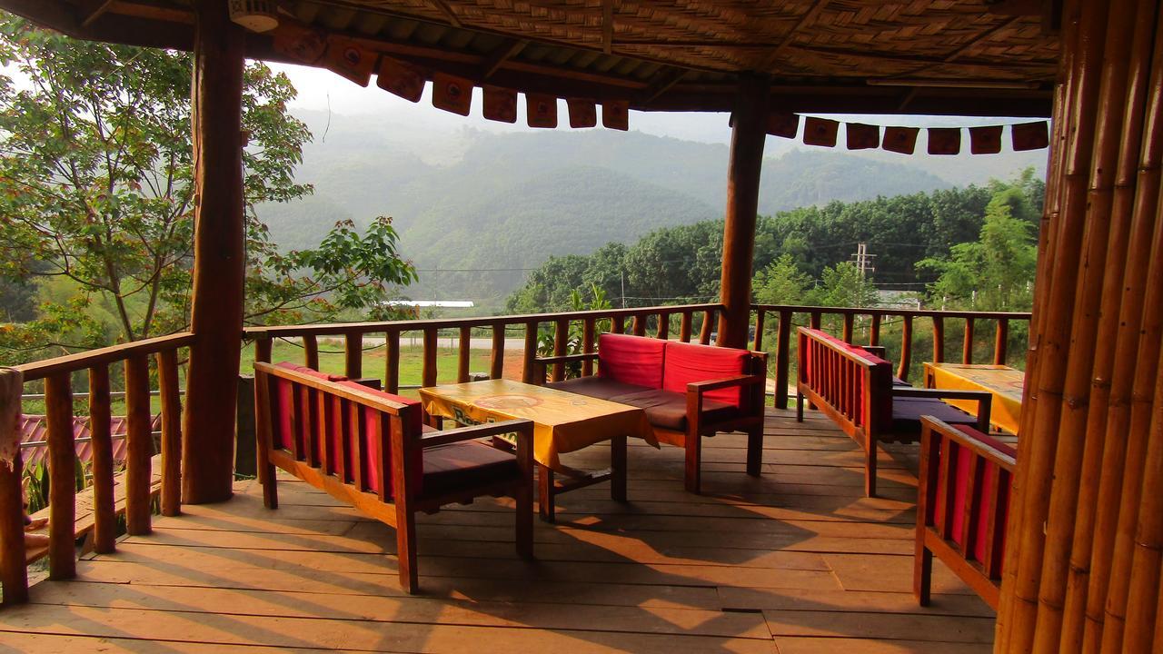 Chomdoy Bungalow & Restaurant Луанг Намта Екстериор снимка